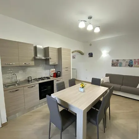 Apartment Fringiuli House